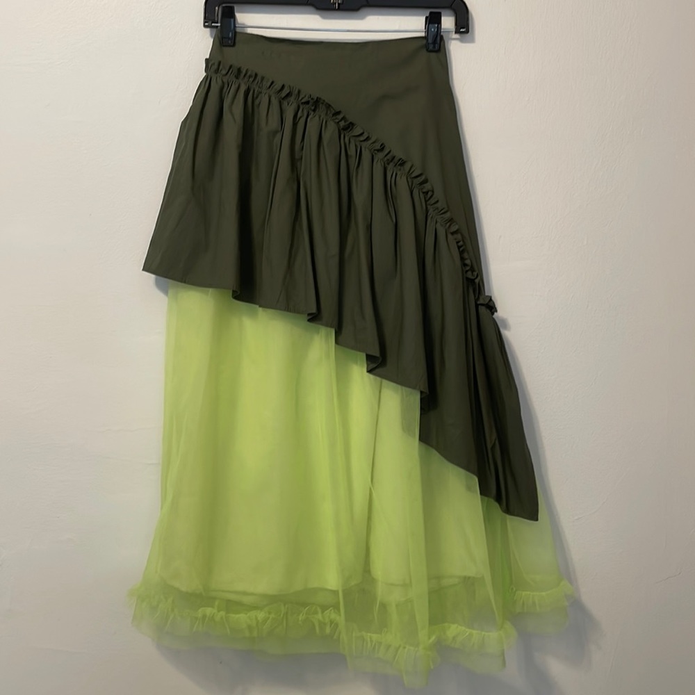 Franc designer khaki and lime green cotton/  tulle skirt. Zipper in side. Size S